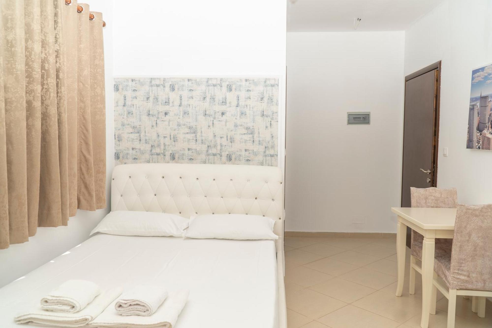 Oleva Studio'S & Apartment Ksamil Exterior photo