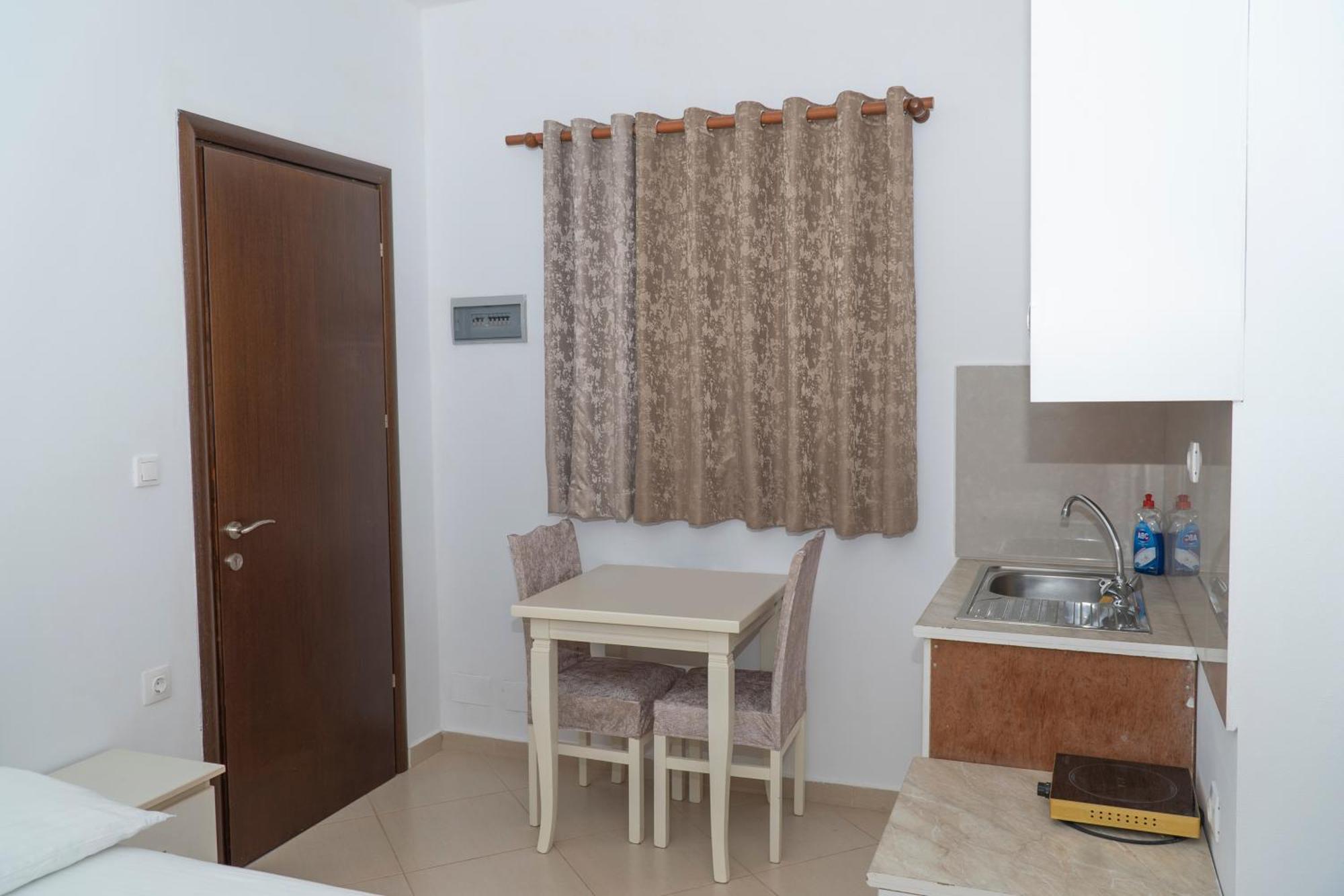 Oleva Studio'S & Apartment Ksamil Exterior photo