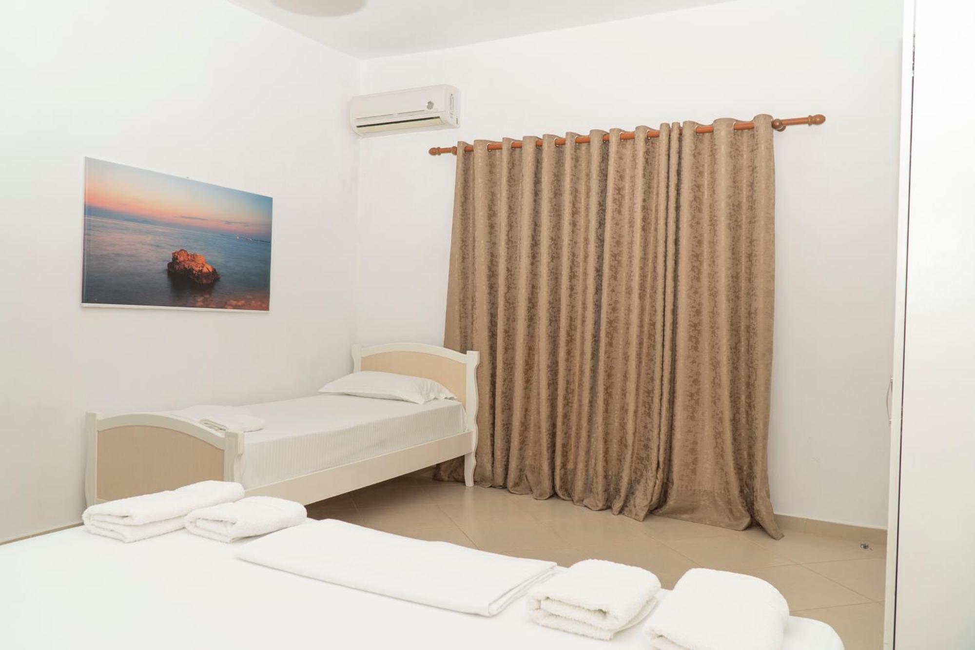 Oleva Studio'S & Apartment Ksamil Exterior photo
